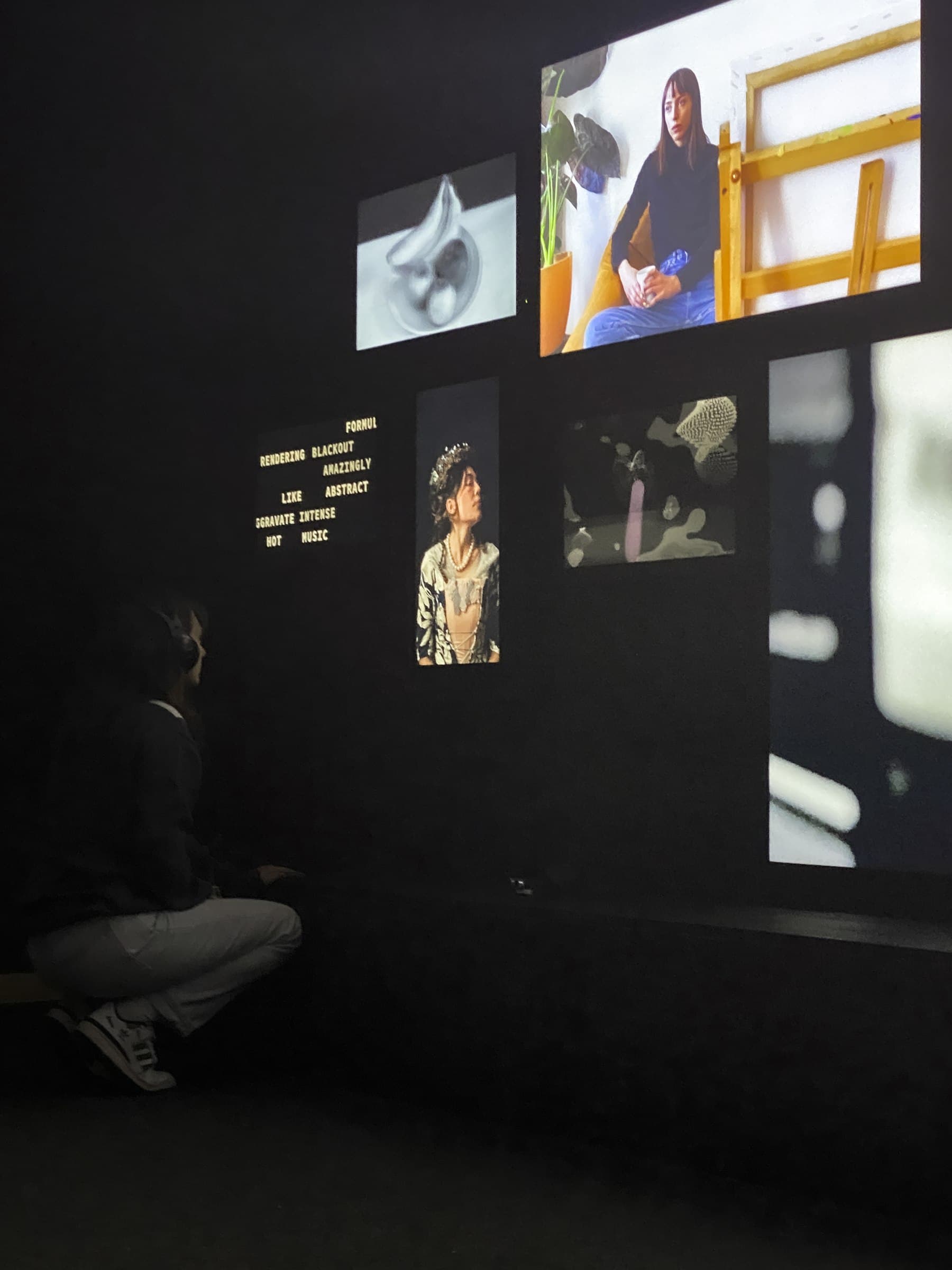 Framed, exhibition photo 2