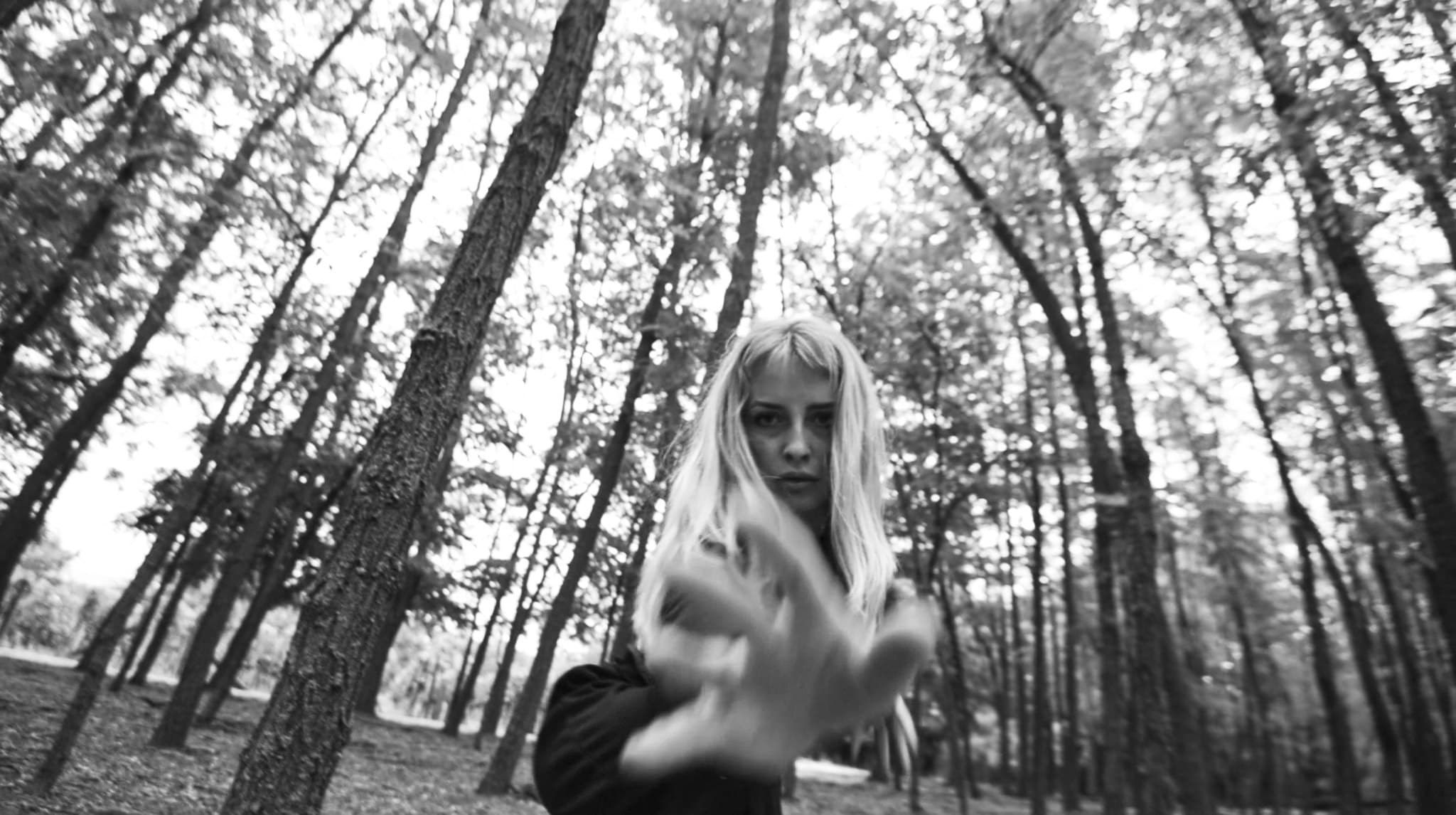 Maddy, exhibition photo 5
